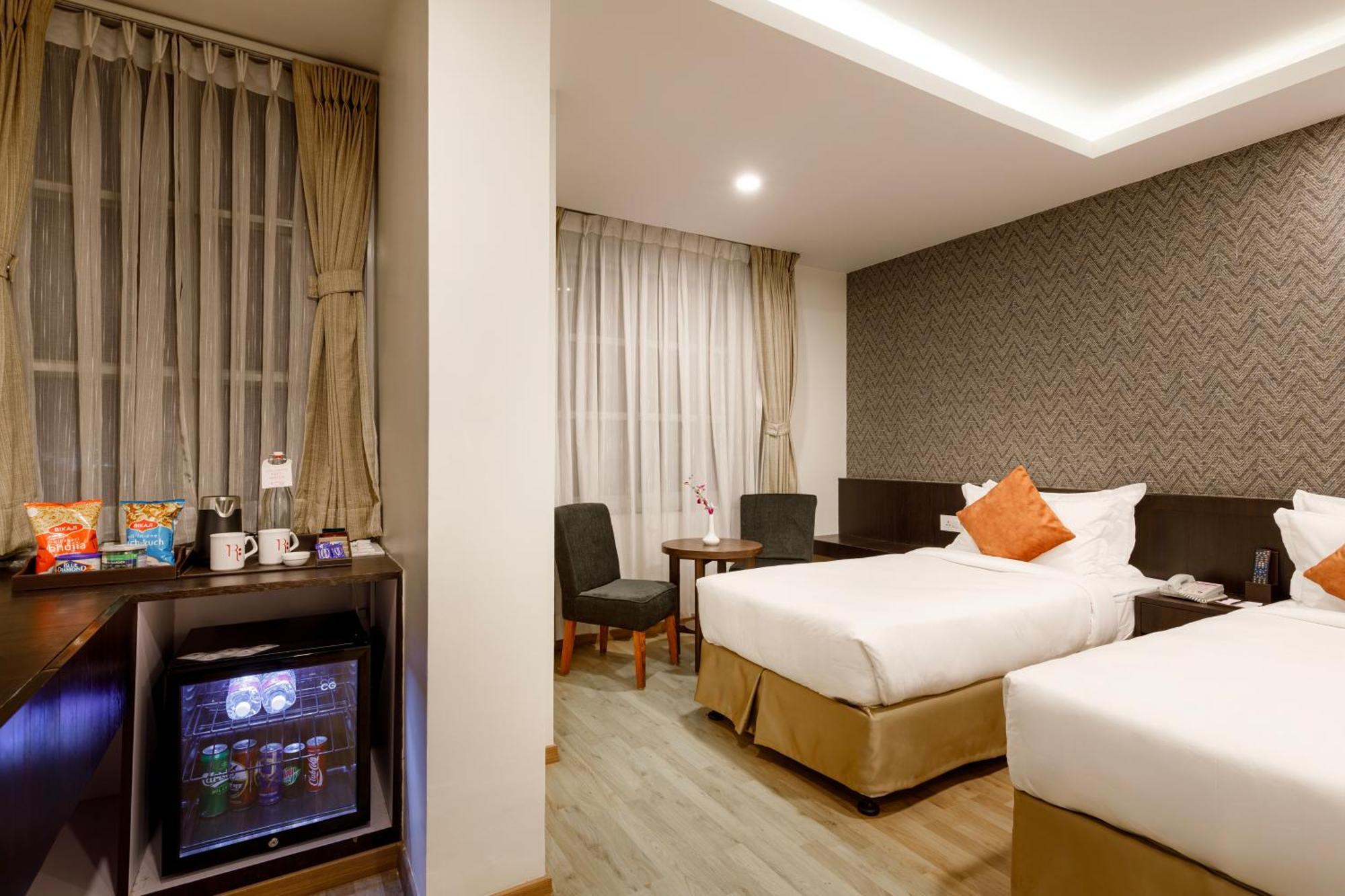 Hotel Sabrina, Kathmandu Катманду Экстерьер фото