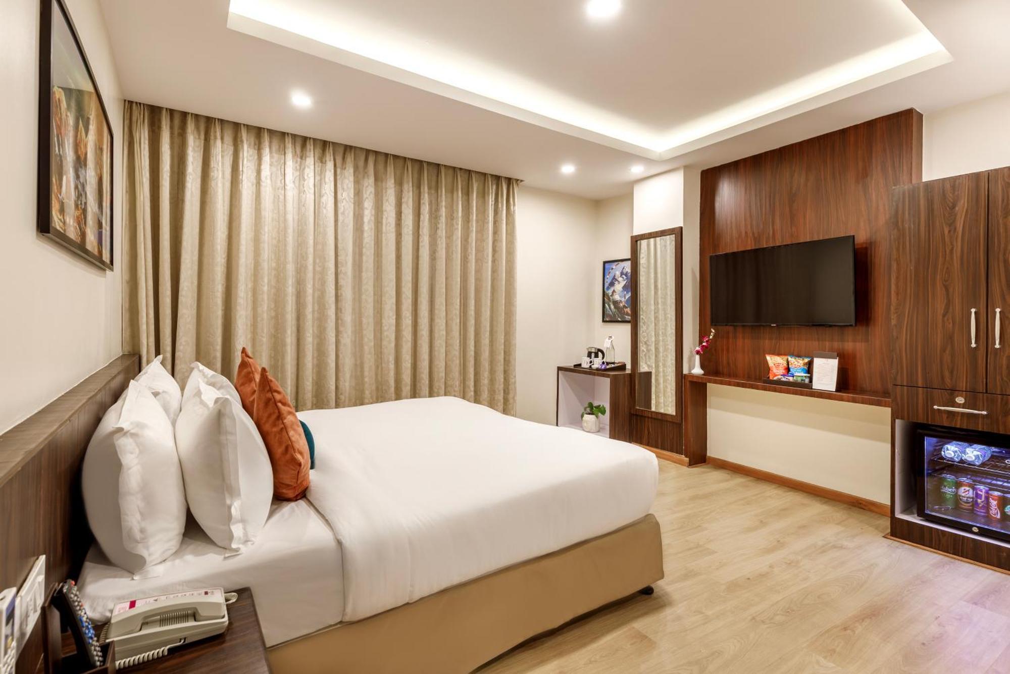 Hotel Sabrina, Kathmandu Катманду Экстерьер фото