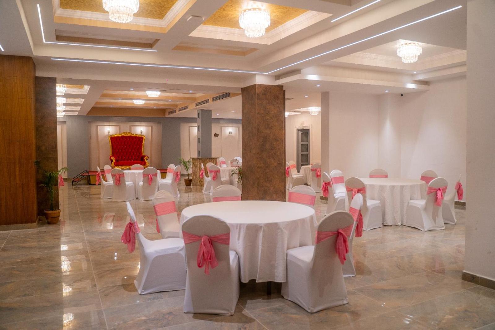 Hotel Sabrina, Kathmandu Катманду Экстерьер фото