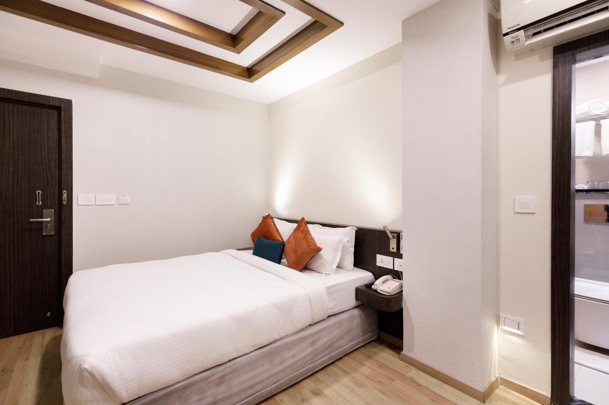 Hotel Sabrina, Kathmandu Катманду Экстерьер фото