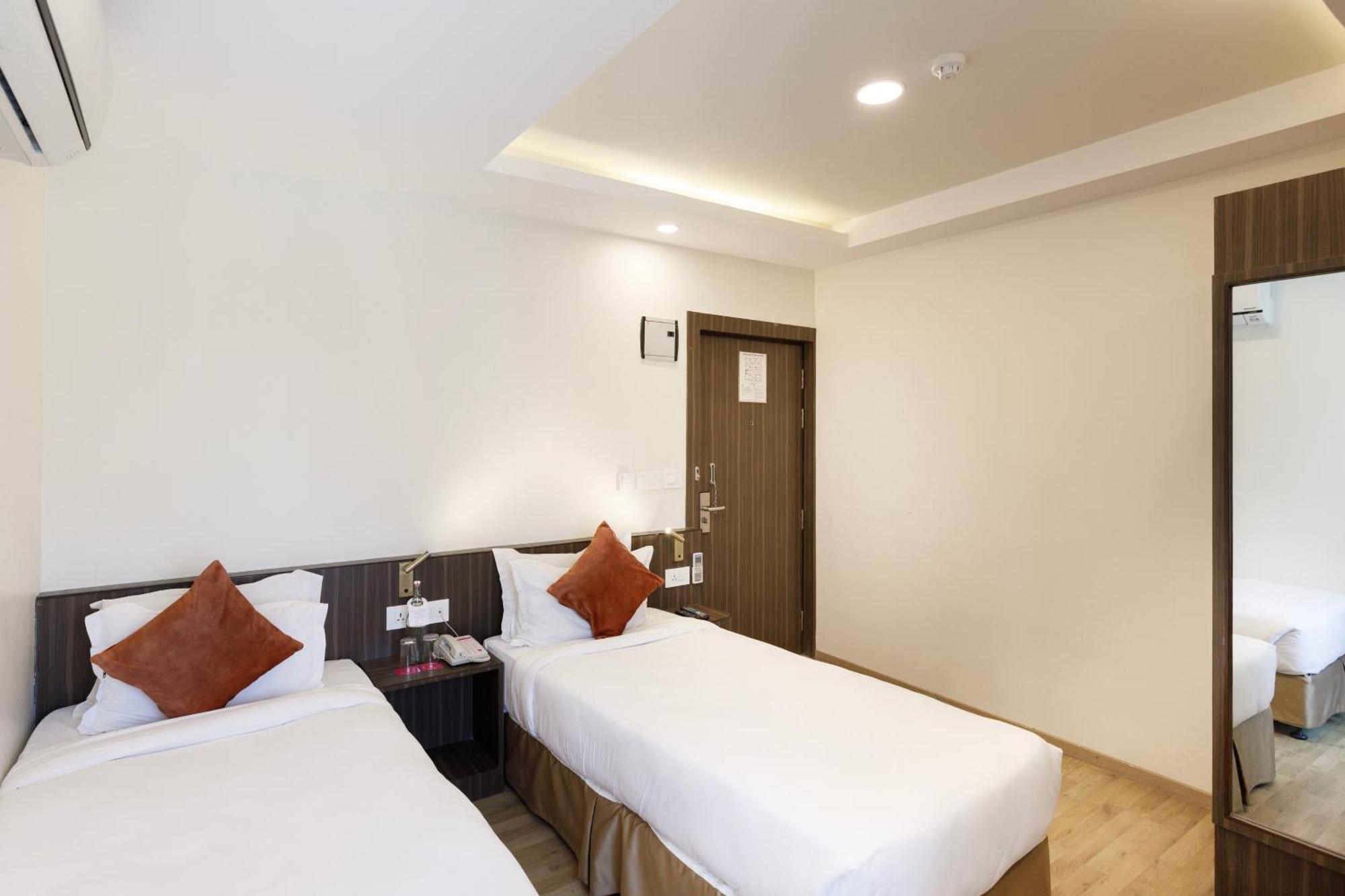 Hotel Sabrina, Kathmandu Катманду Экстерьер фото