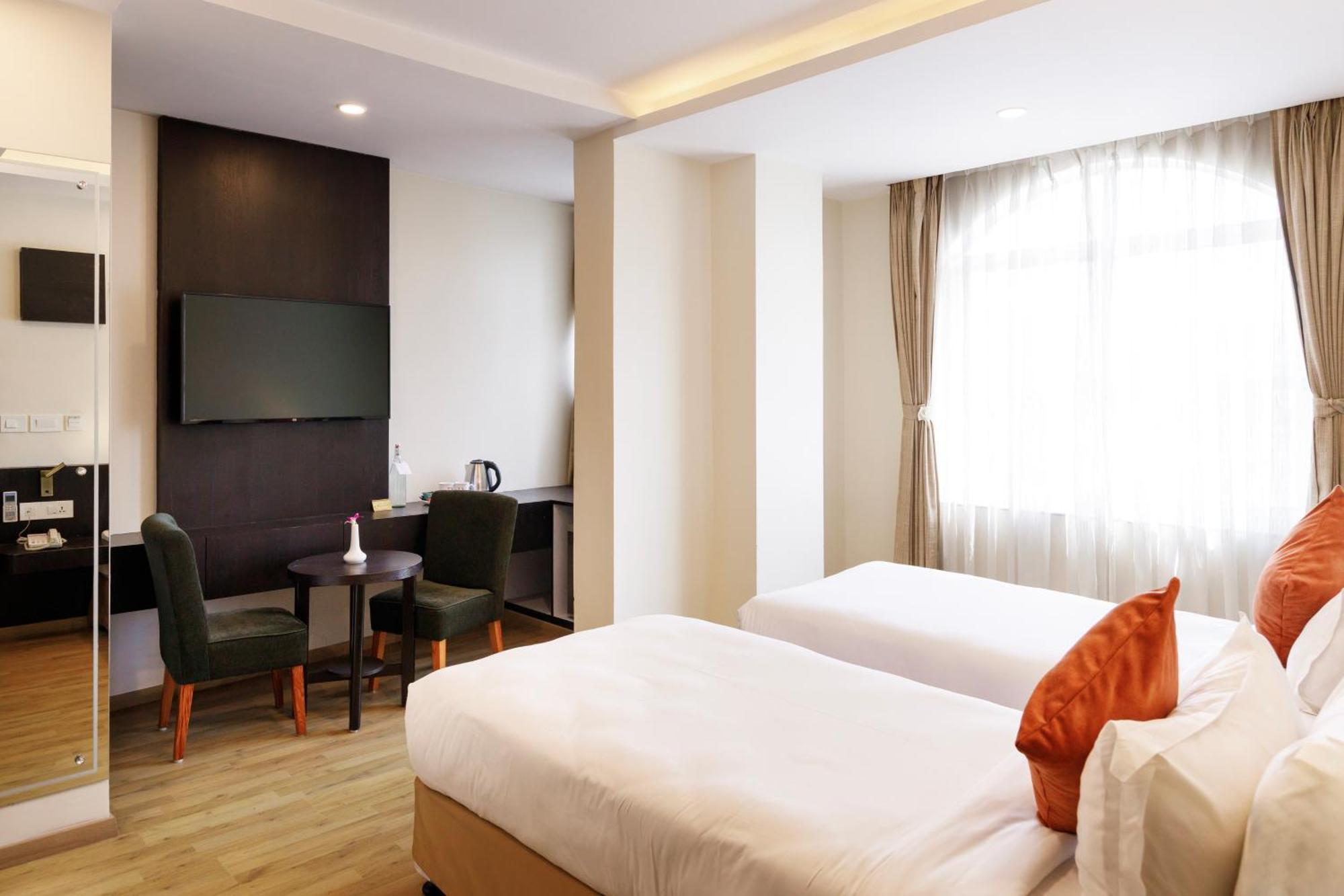 Hotel Sabrina, Kathmandu Катманду Экстерьер фото